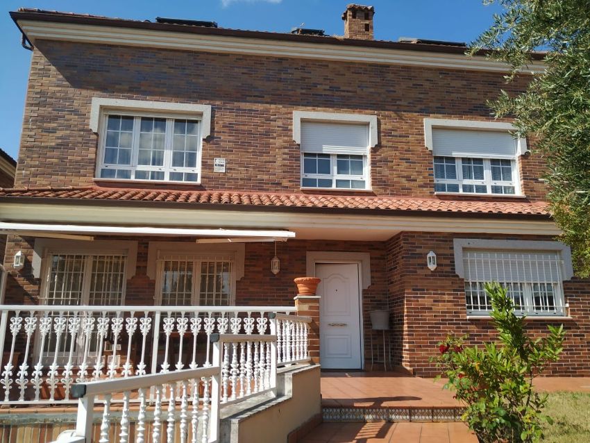 Casa o chalet independiente en venta en Urbanización Patricia Campo, 202
