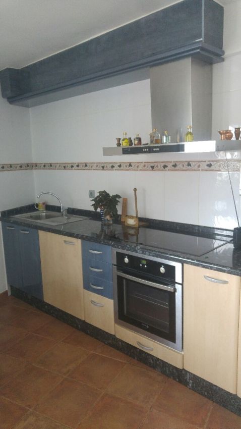 Chalet pareado en venta en calle S.N.4, 560